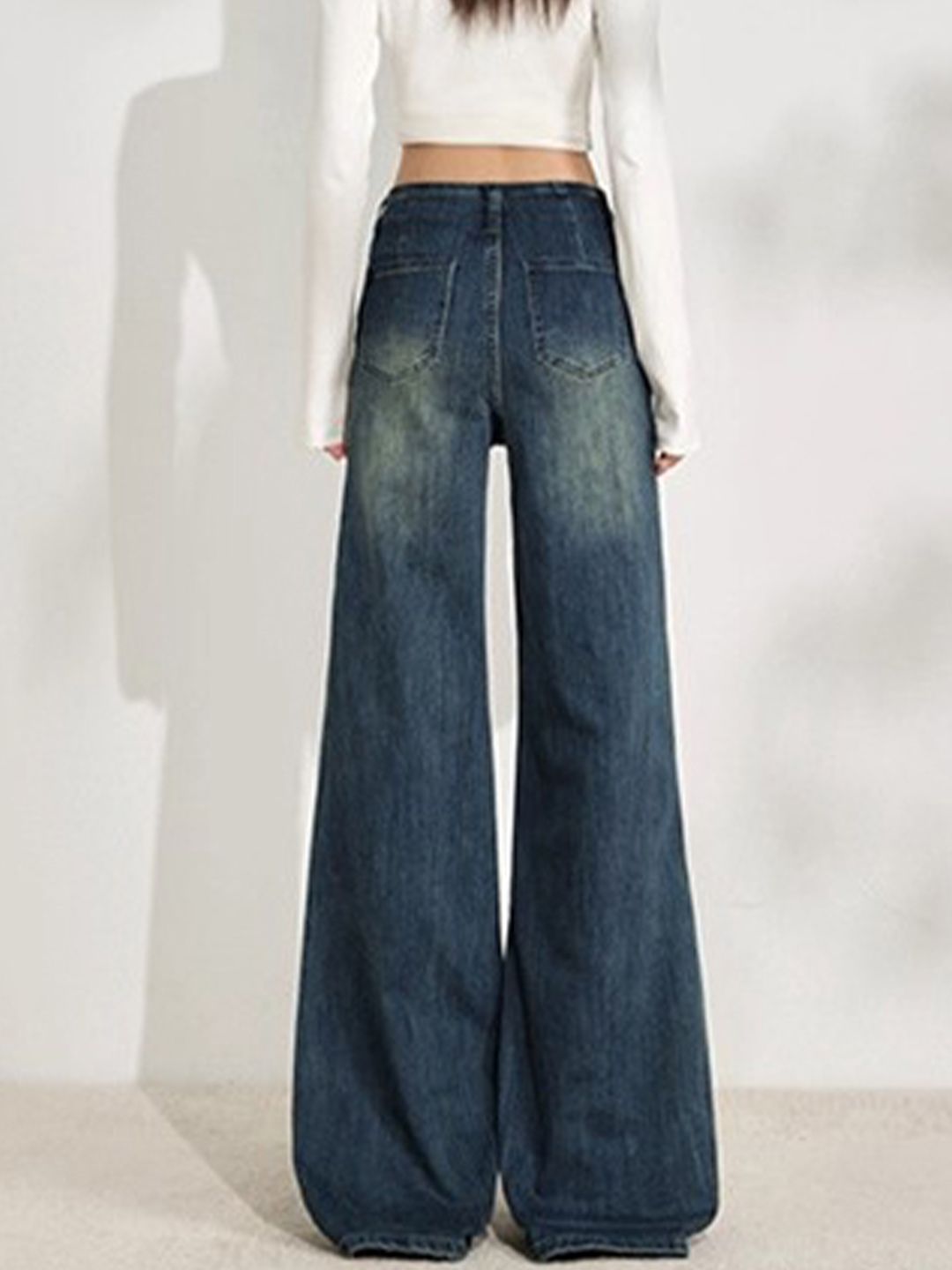 Women Wide Leg High-Rise Light Fade Jeans