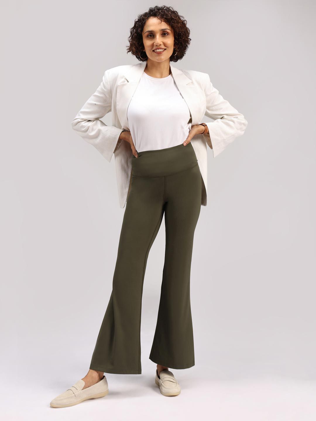 Women The Ultimate Flare Pants - Lite -Regular