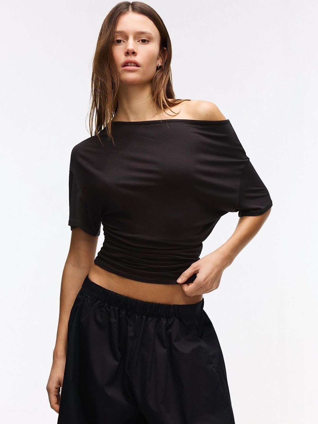Asymmetric print short sleeve T-shirt