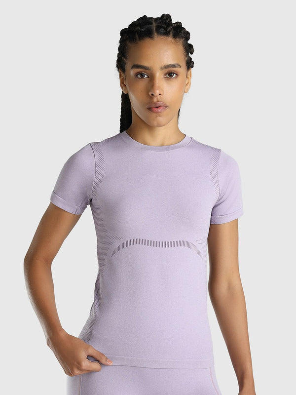 Women Solid Round Neck Slim Fit T-shirt