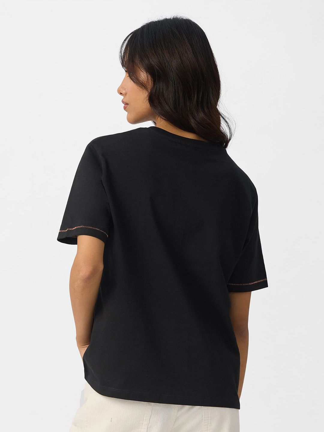 Women Relaxed Fit Printed Black T-Shirt