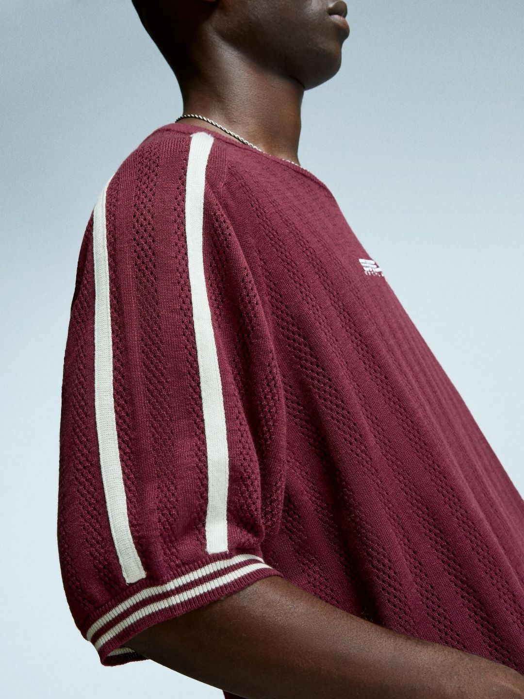 Short sleeve sports T-shirt