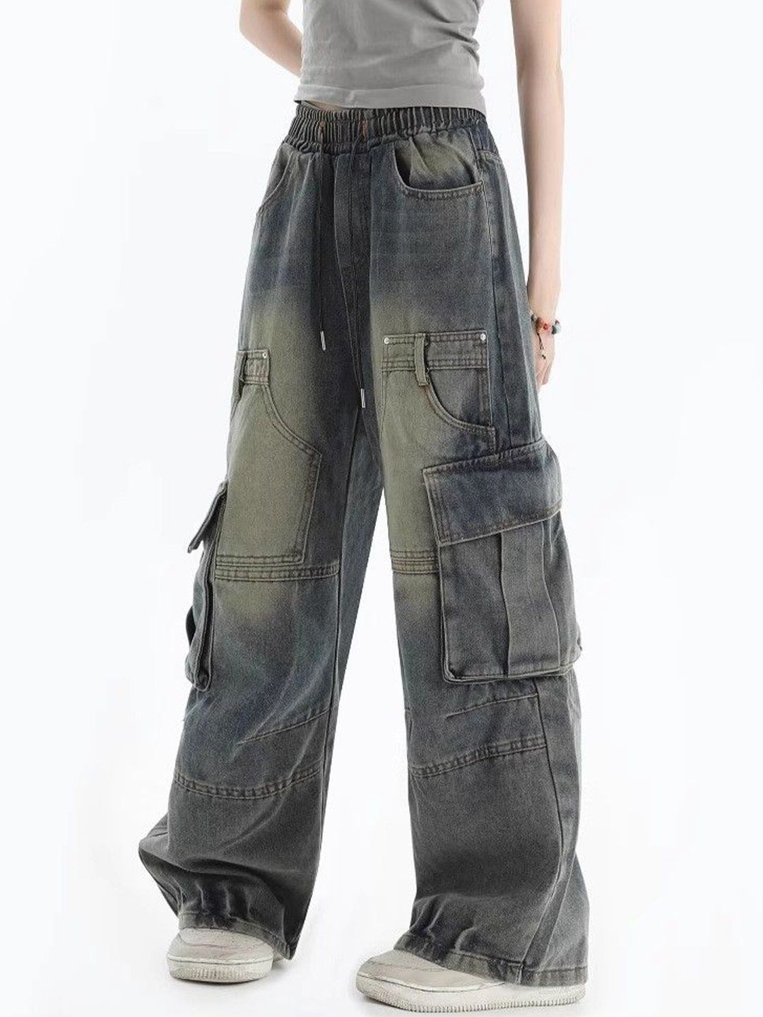 Women Baggy Fit Mid-Rise Dark Fade Jeans