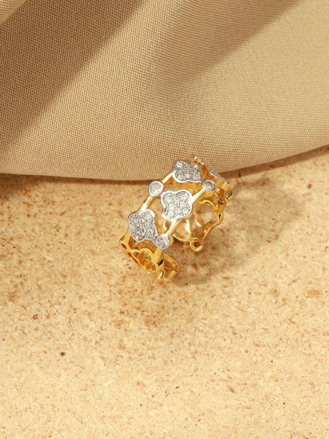 SALTY Hazel Diamond Finger Ring