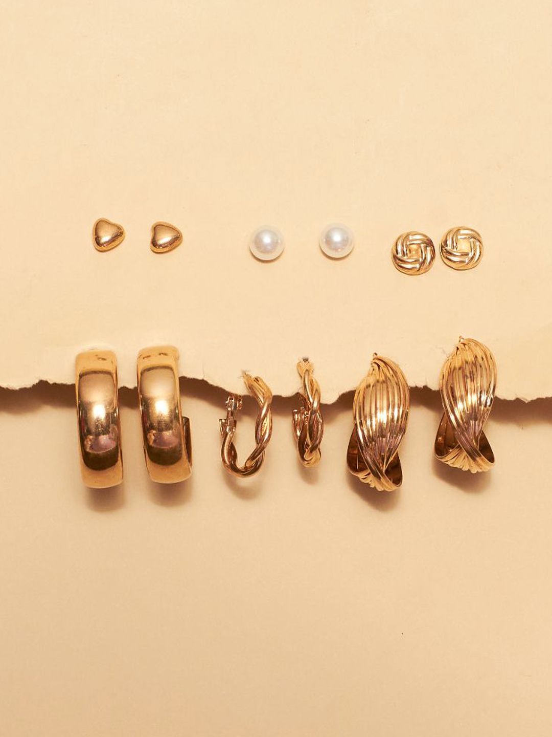 SALTY Set Of 6 Hoop Earrings With Enchantress Pendant Chain Jewellery Set