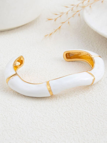 Women Gold-Plated Kada Bracelet