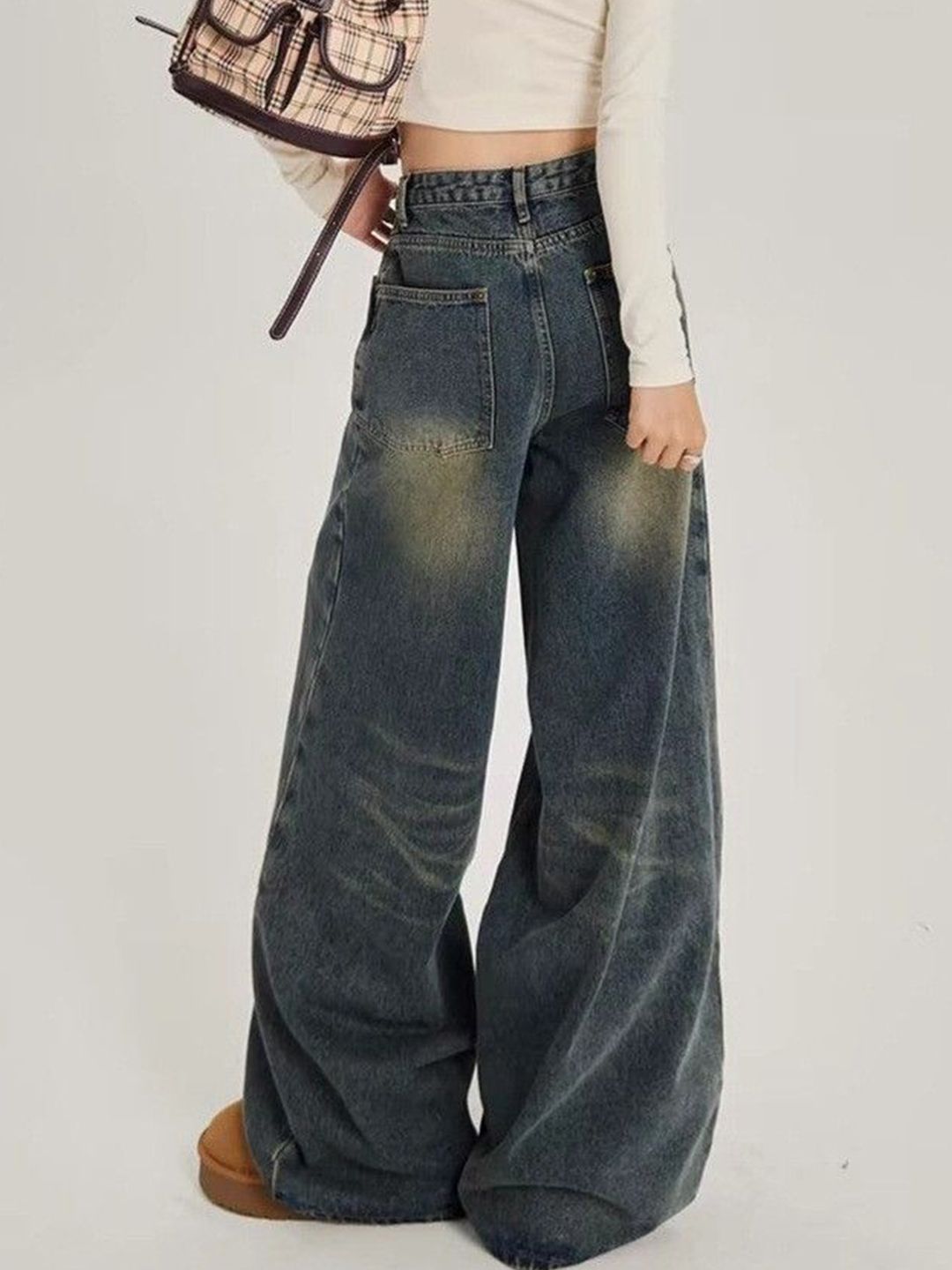 Women Baggy Fit Mid-Rise Medium Fade Jeans
