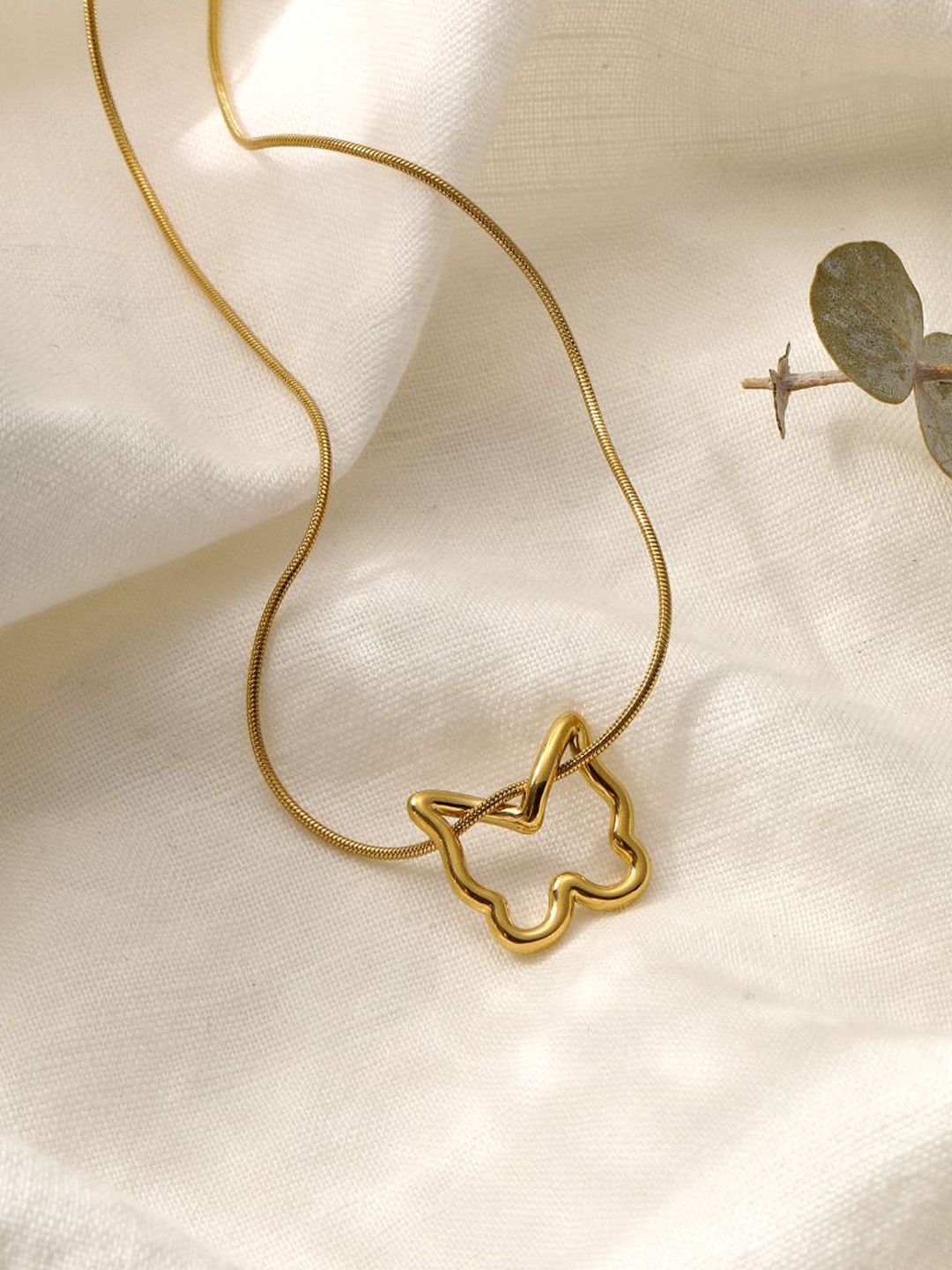 SALTY Papillon Stainless Steel Pendants With Chains