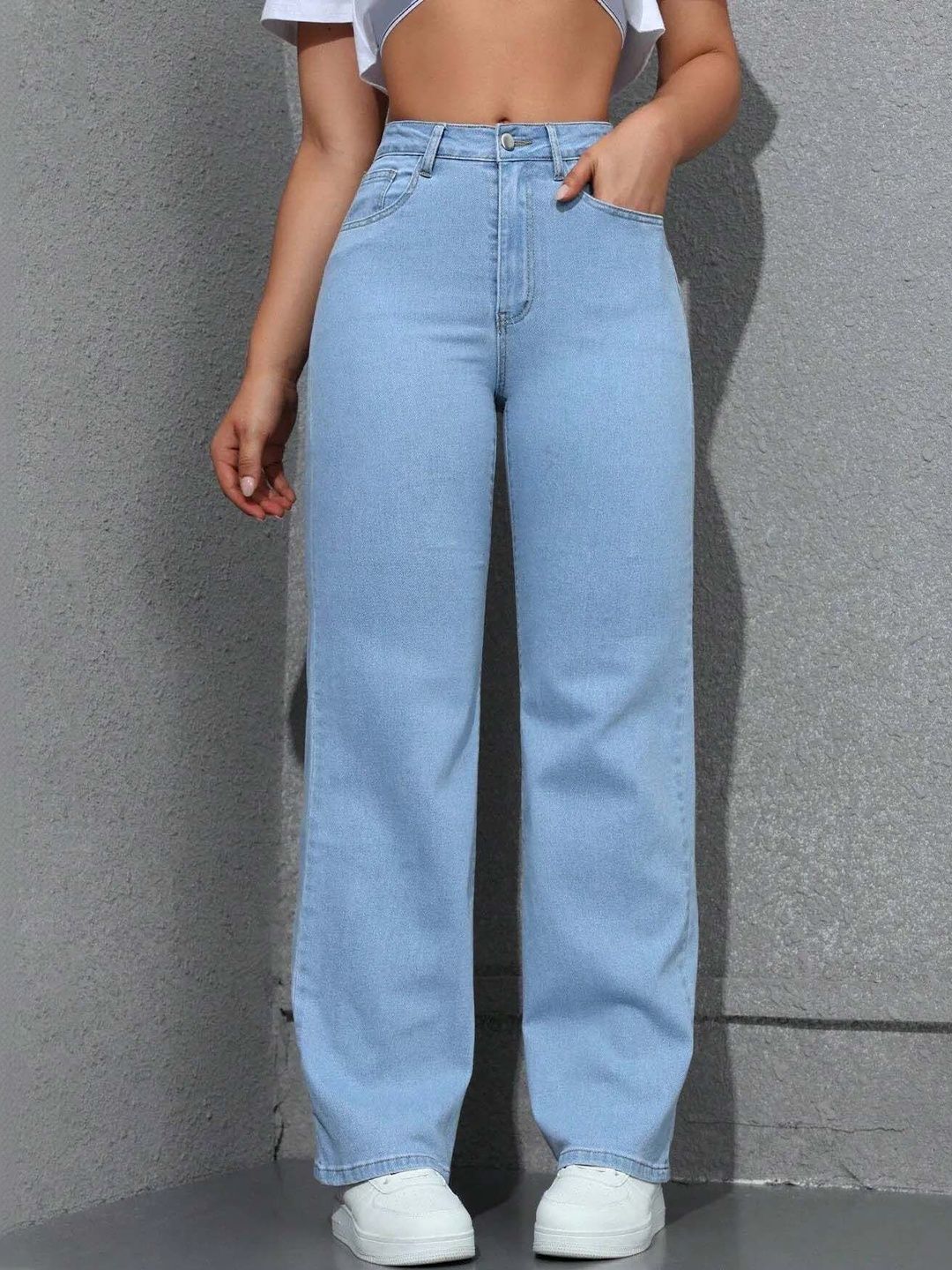 Women Classic Straight Fit High-Rise Stretchable Jeans
