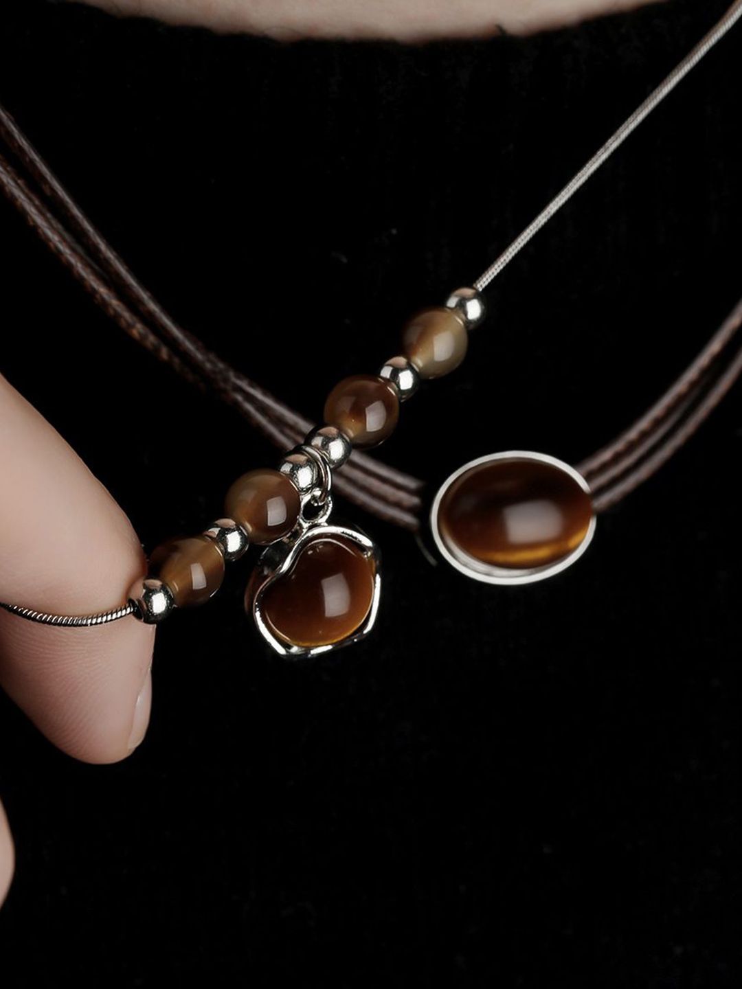 Women Enamelled Minimal Artificial Beads Chain