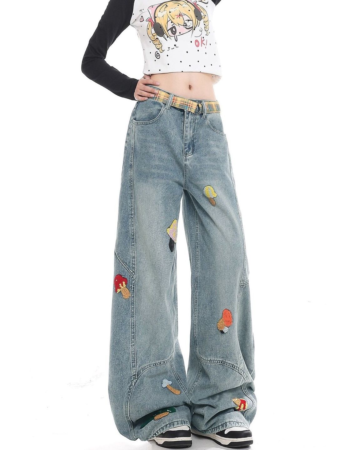 Women Wide Leg High-Rise Light Fade Embroidered Jeans