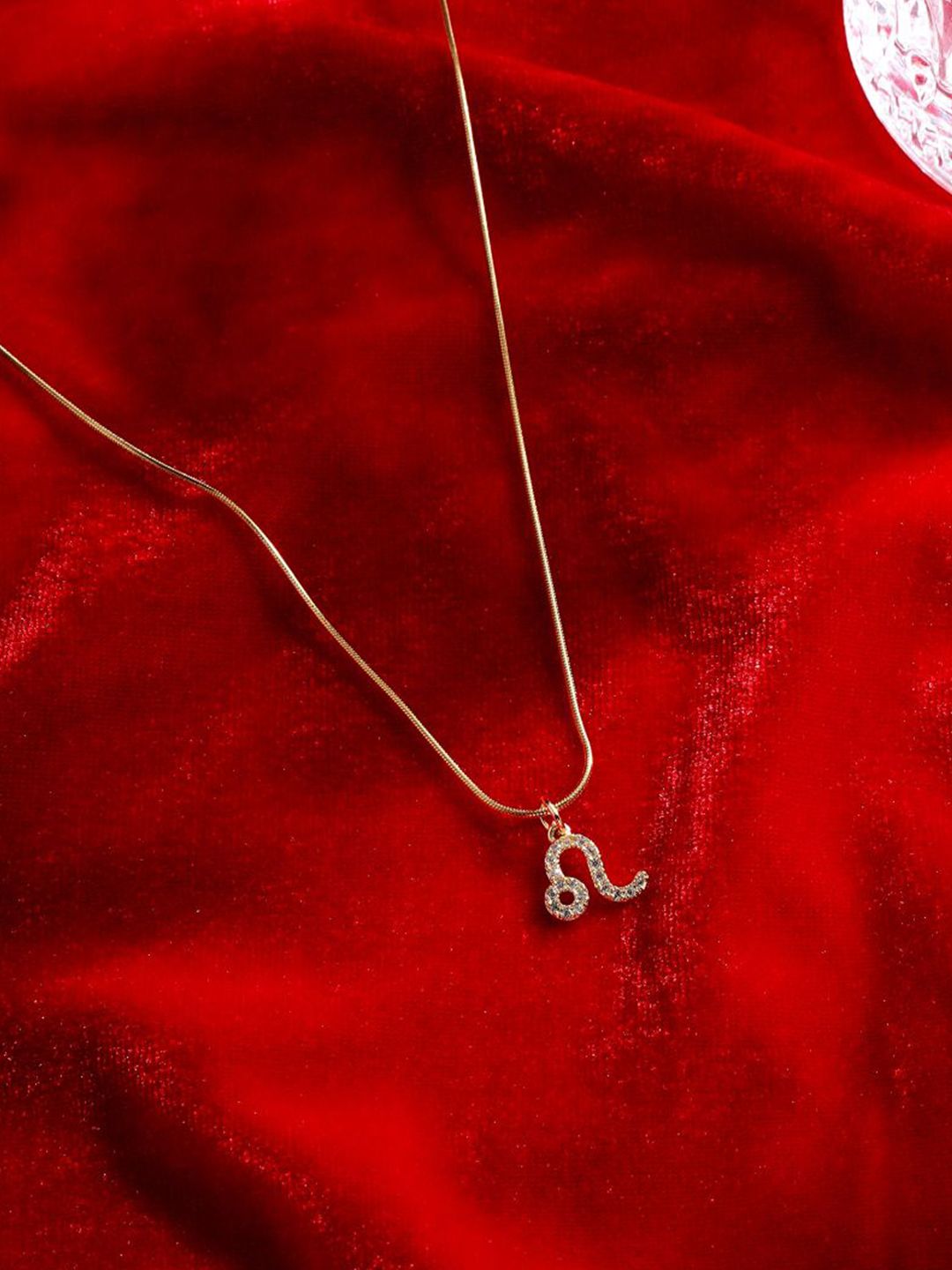 SALTY Pack of 2 Women Cosmic Zodiac Pendant - Leo