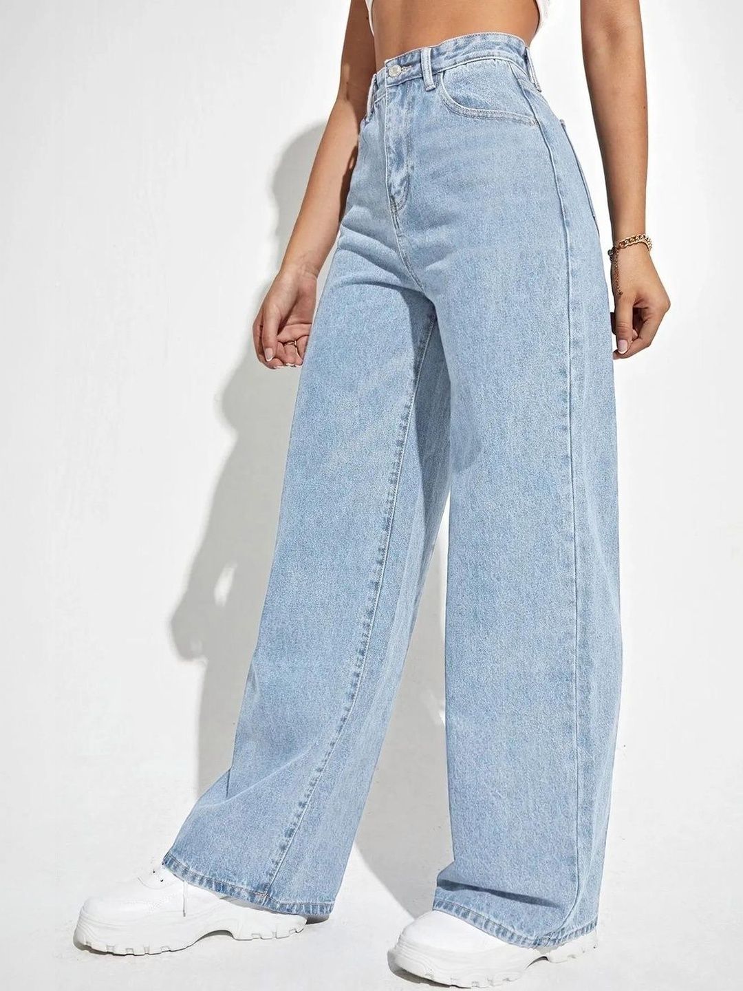 Women Classic Wide Leg High-Rise Light Fade Stretchable Jeans