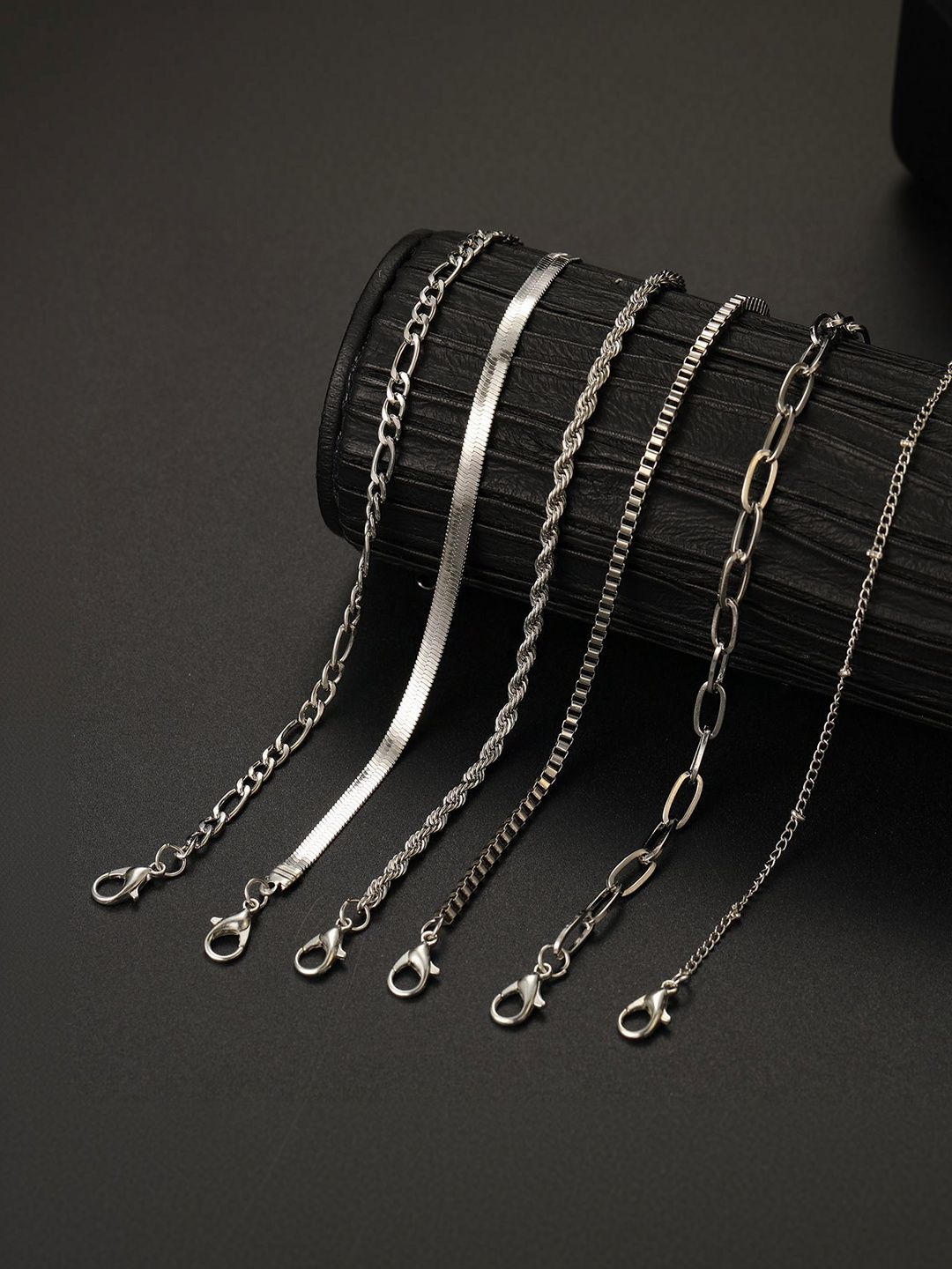 Women 6 Silver-Plated Armlet Bracelet