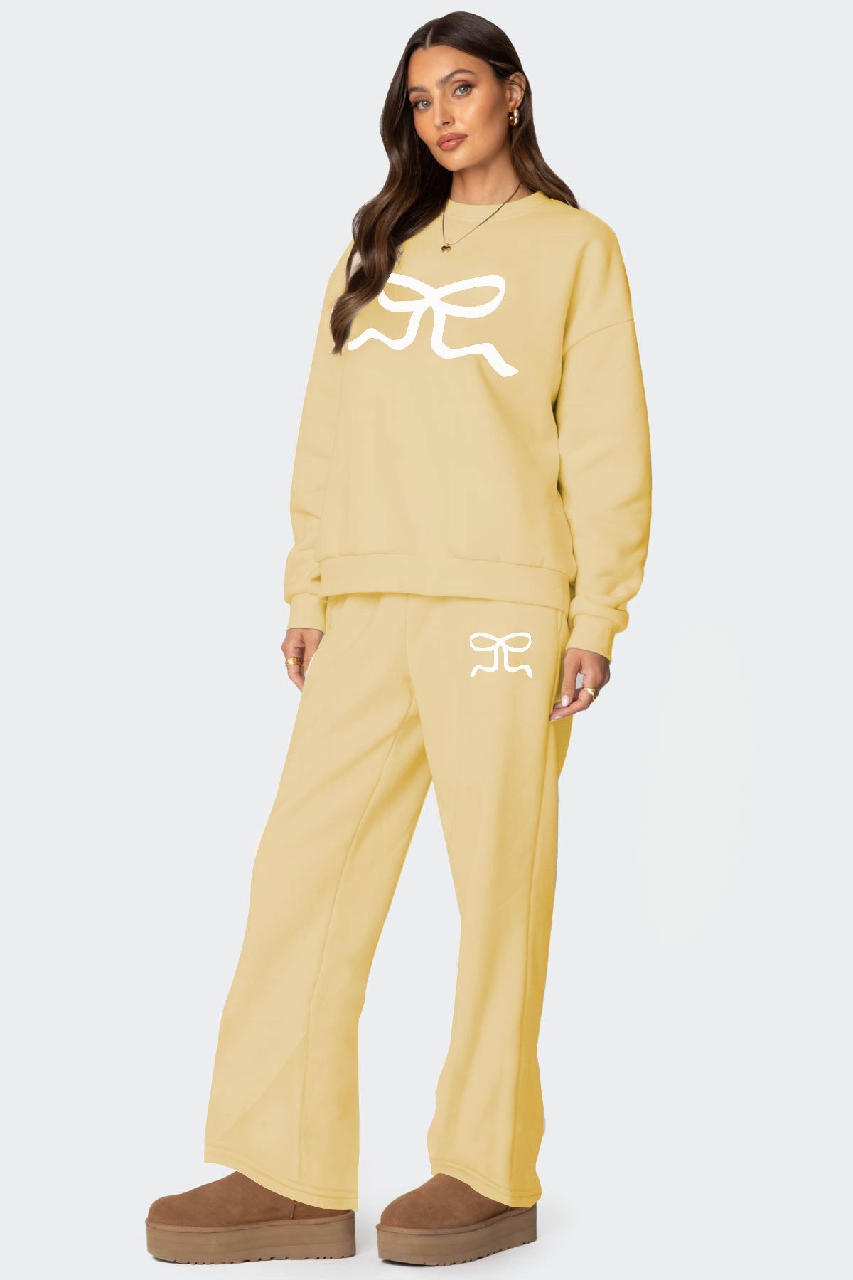 Oversized Sweatshirt and Wide-Leg Pants Set with Bow Print