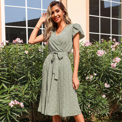 Printed Pleated Midi Dress with V-Neck and Tie Waist