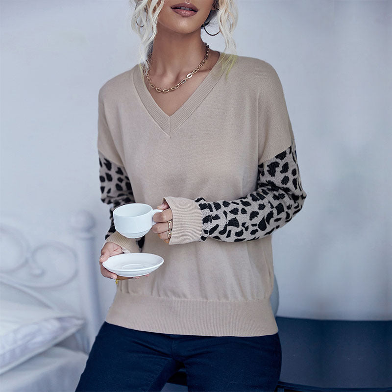 Leopard Print Pullover Sweater with V-Neck and Contrast Sleeves