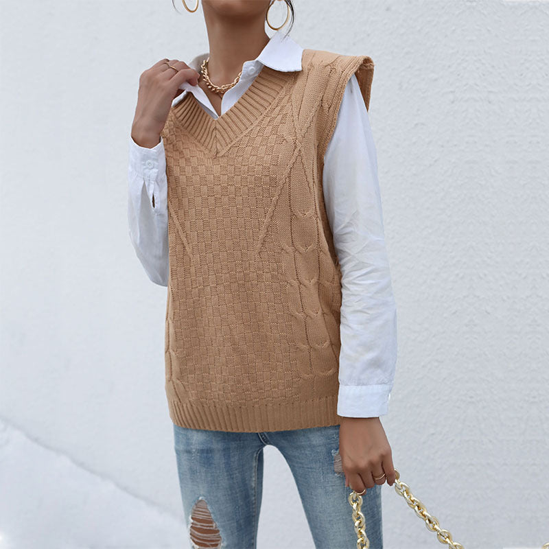 Loose Cable Knit Sweater Vest with Ribbed V-Neck
