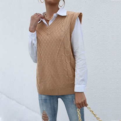 Loose Cable Knit Sweater Vest with Ribbed V-Neck