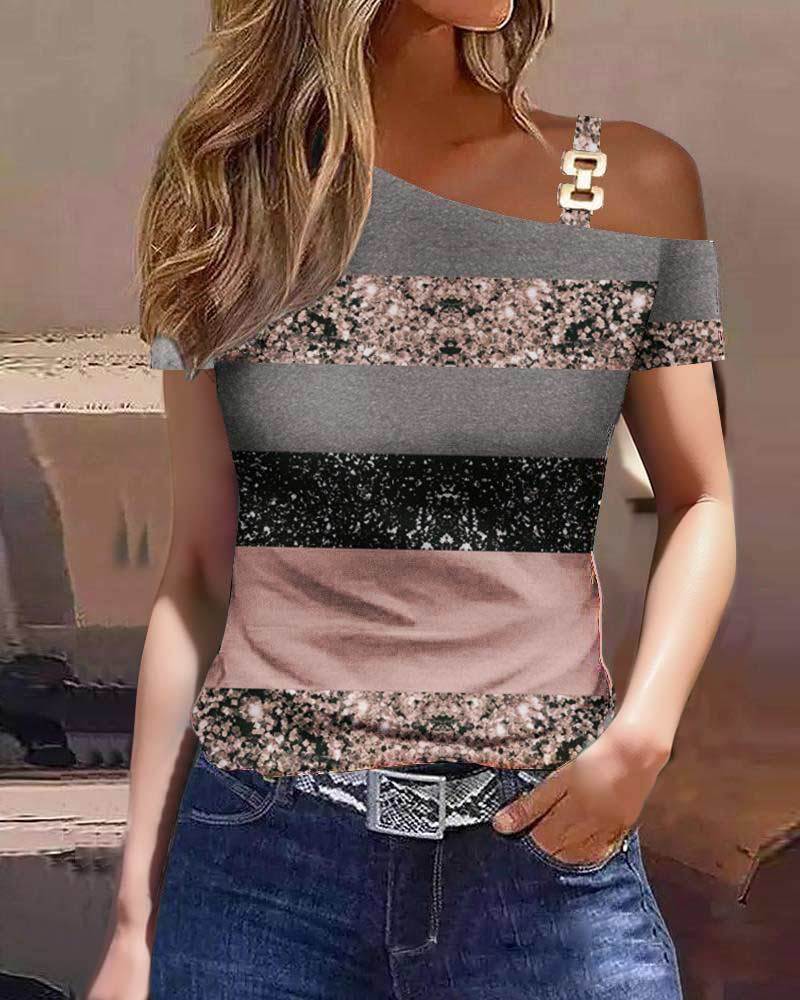 Printed Color Block One-Shoulder Short Sleeve Top with Metal Buckle