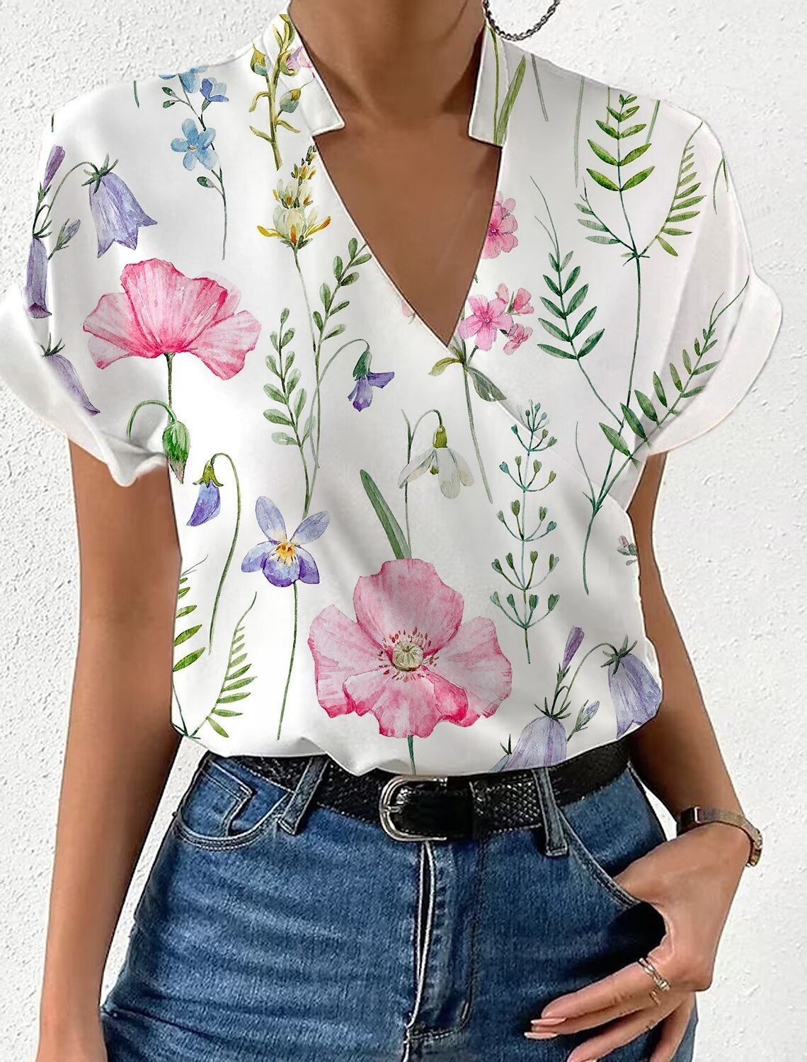 Loose Floral Print Blouse with V-Neck and Stand Collar