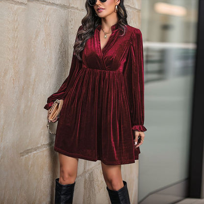 A-Line Velvet Dress with V-Neck and Lantern Sleeves