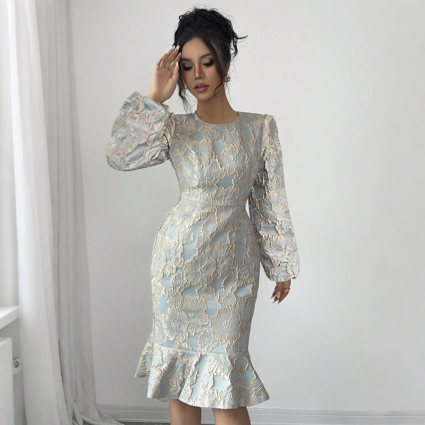Floral Jacquard Midi Dress with Puff Sleeves and Fishtail Hem