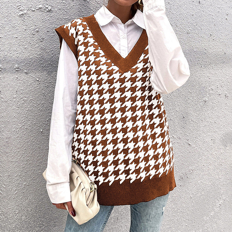 Oversized Houndstooth Knitted Vest with V-Neck