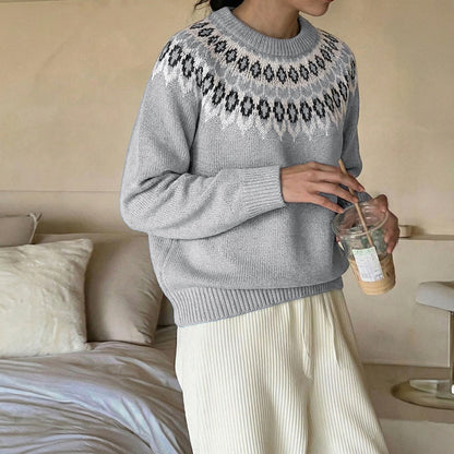 Fair Isle Pullover Sweater with Round Neck and Long Sleeves