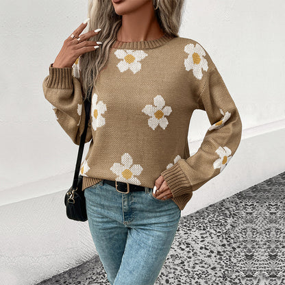 Floral Jacquard Knit Sweater with Round Neck