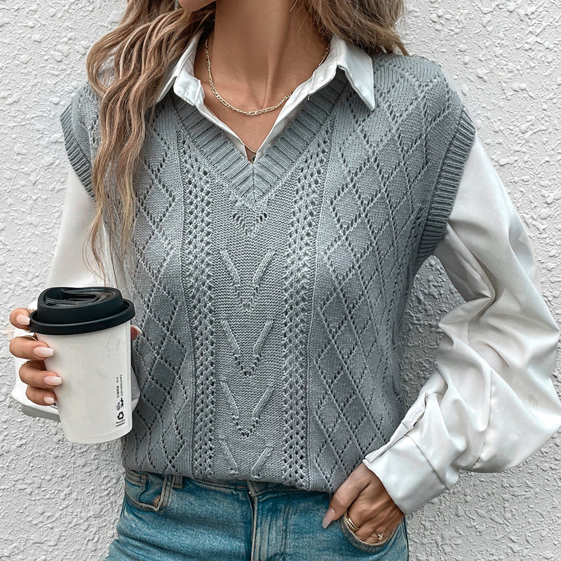 Cable Knit Sweater Vest with Diamond Pattern and V-Neck