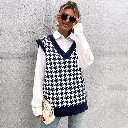 Oversized Houndstooth Knitted Vest with V-Neck
