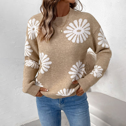Daisy Jacquard Knit Sweater with Round Neck