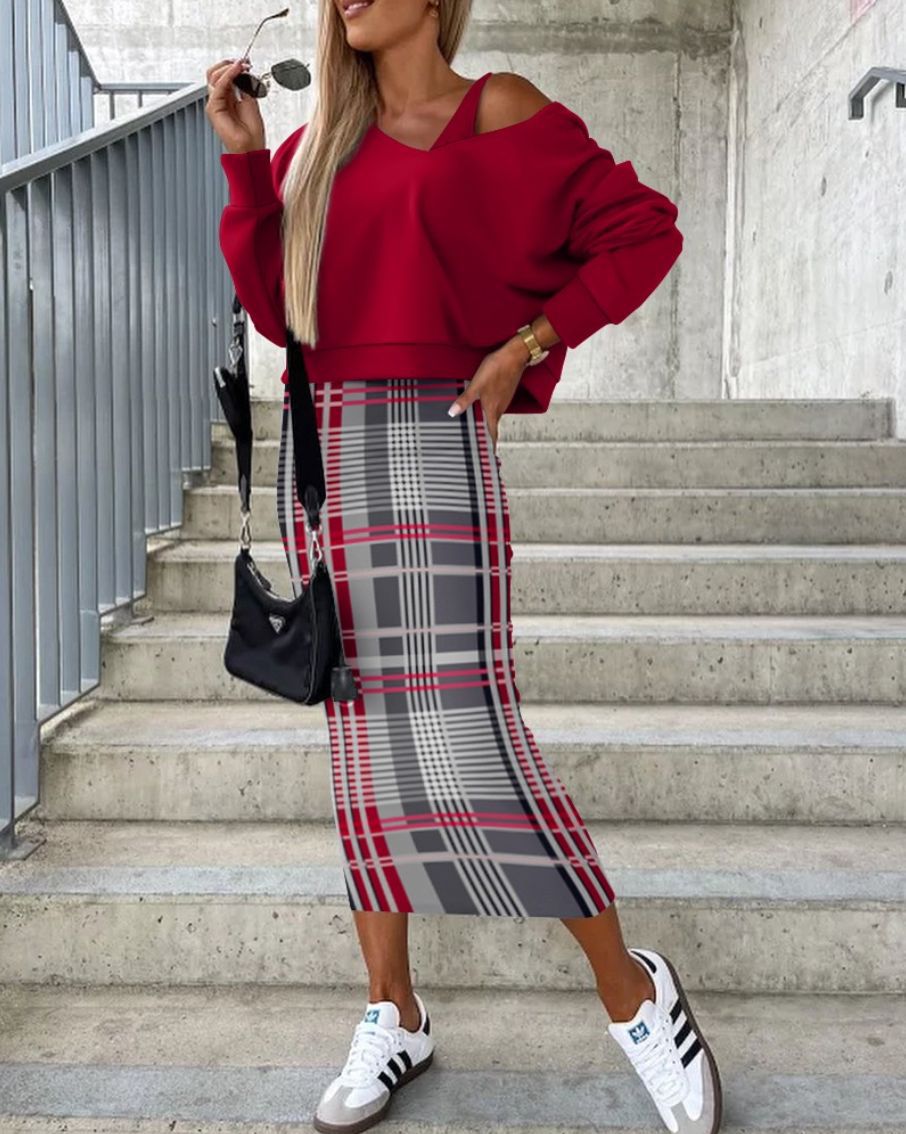 Printed Two-Piece Set with Batwing Sleeve Top & Sheath Skirt