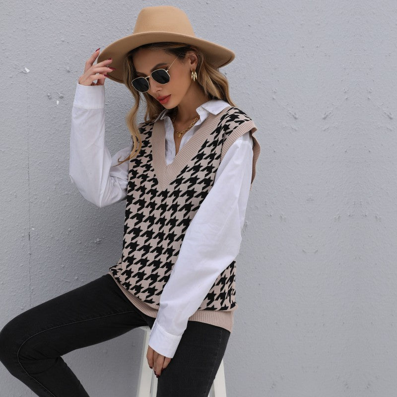 Loose Fit Houndstooth Sweater Vest with V-Neck