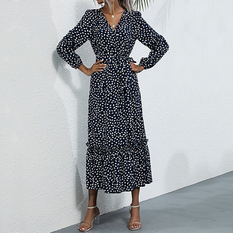 Ditsy Floral A-Line Maxi Dress with V-Neck and High Slit