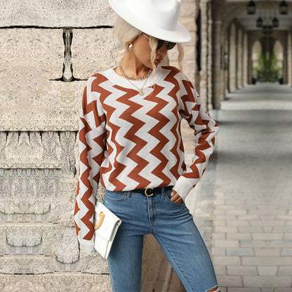 Wave Pattern Knit Pullover with Crewneck and Long Sleeves