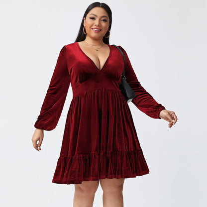 A-Line Velvet Mini Dress with V-Neck and Pleated Hem