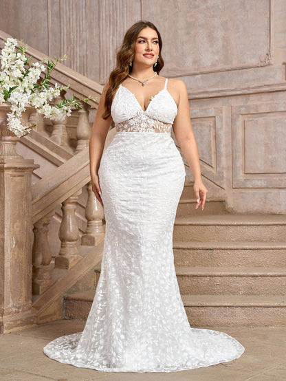 Trumpet Wedding Gown with Deep V-Neck and Leaf Embroidery