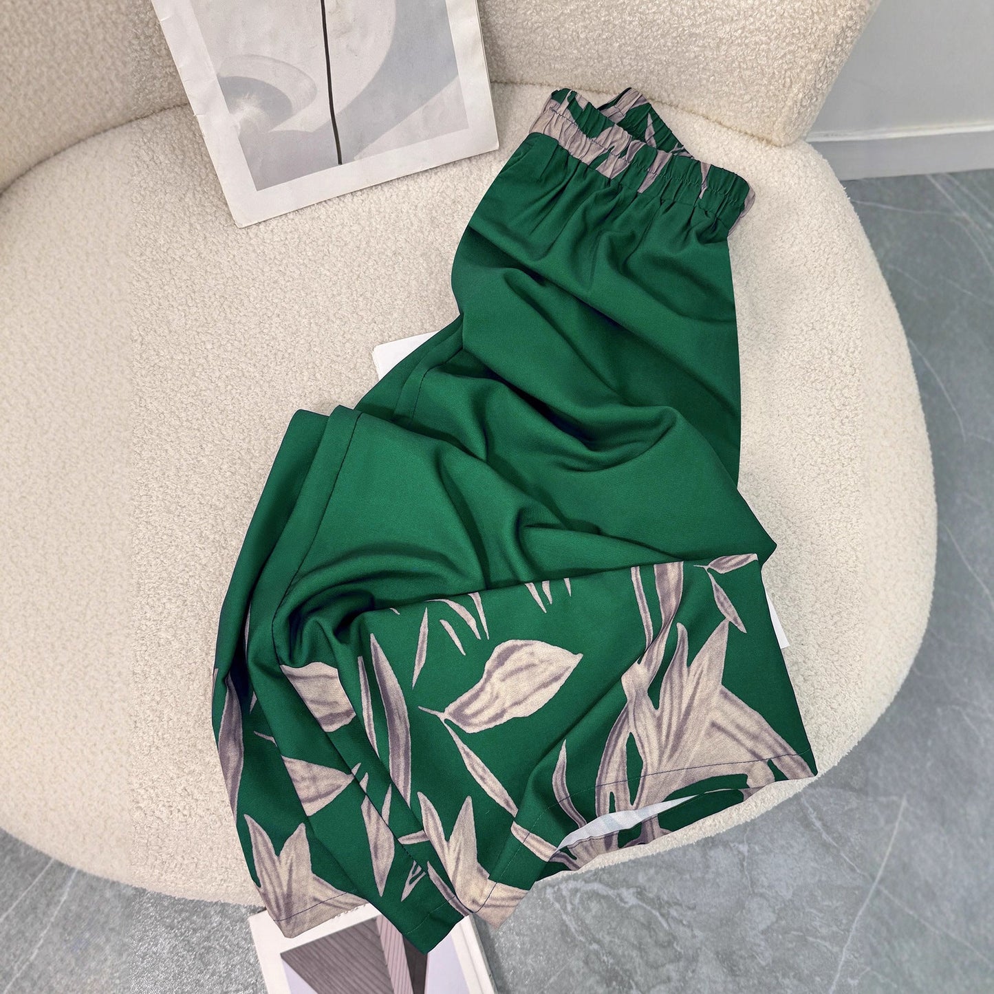 High-Waist Wide-Leg Trousers with Graphic Leaf Print