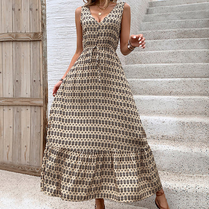 Geometric Print Midi Dress with V-Neck and Tie Waist