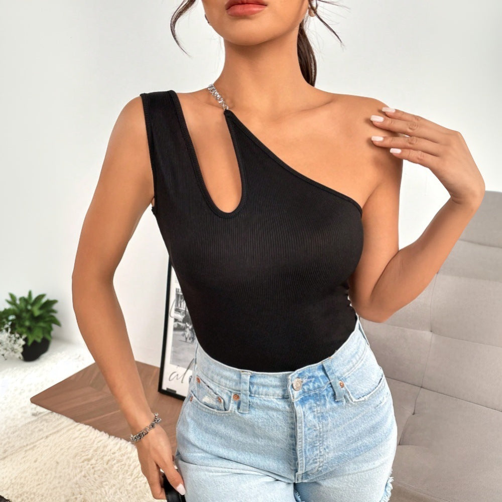 Ribbed One-Shoulder Top with Cutout and Chain Detail