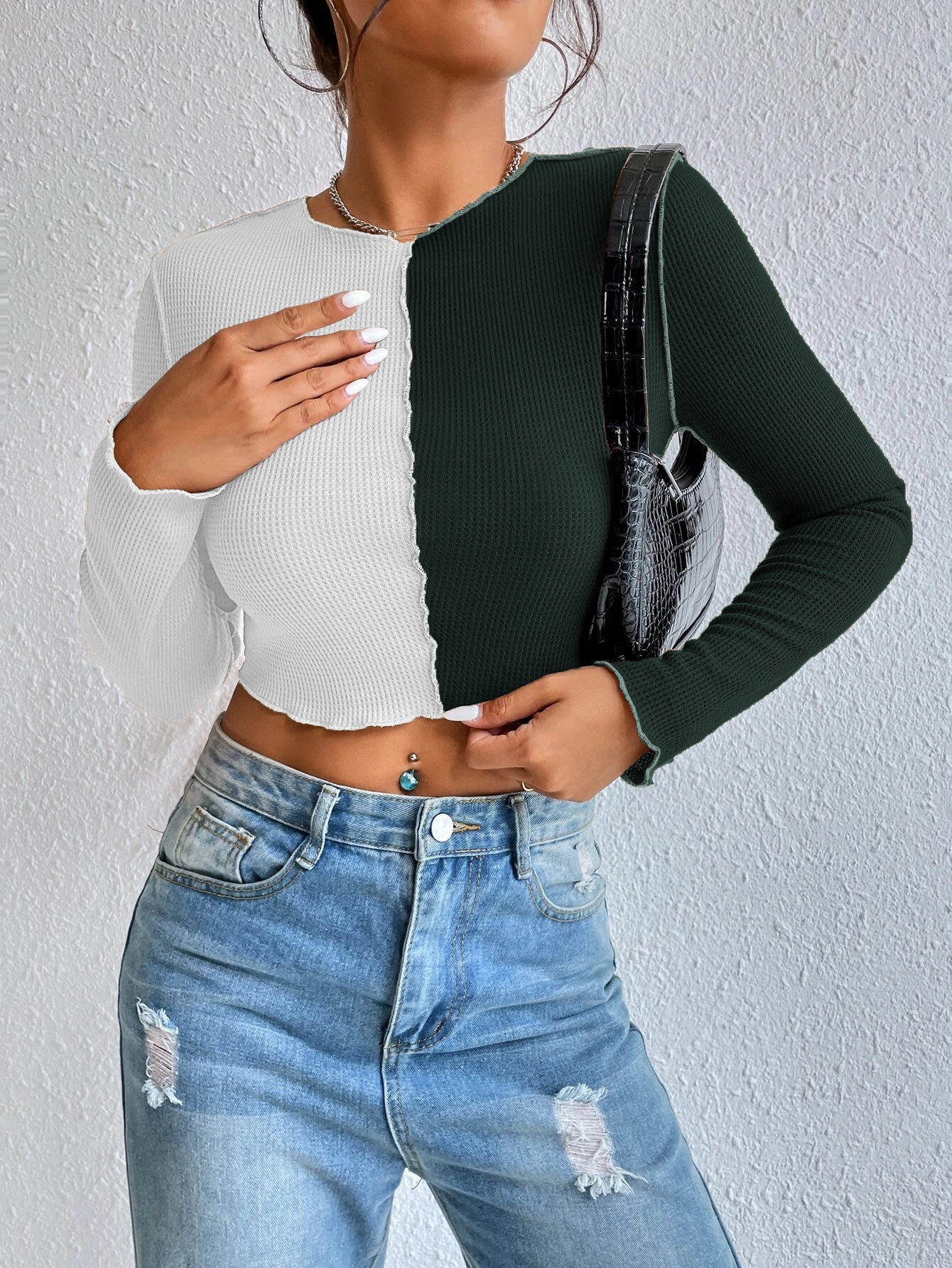 Color Block Cropped Long Sleeve Tee with Exposed Seams