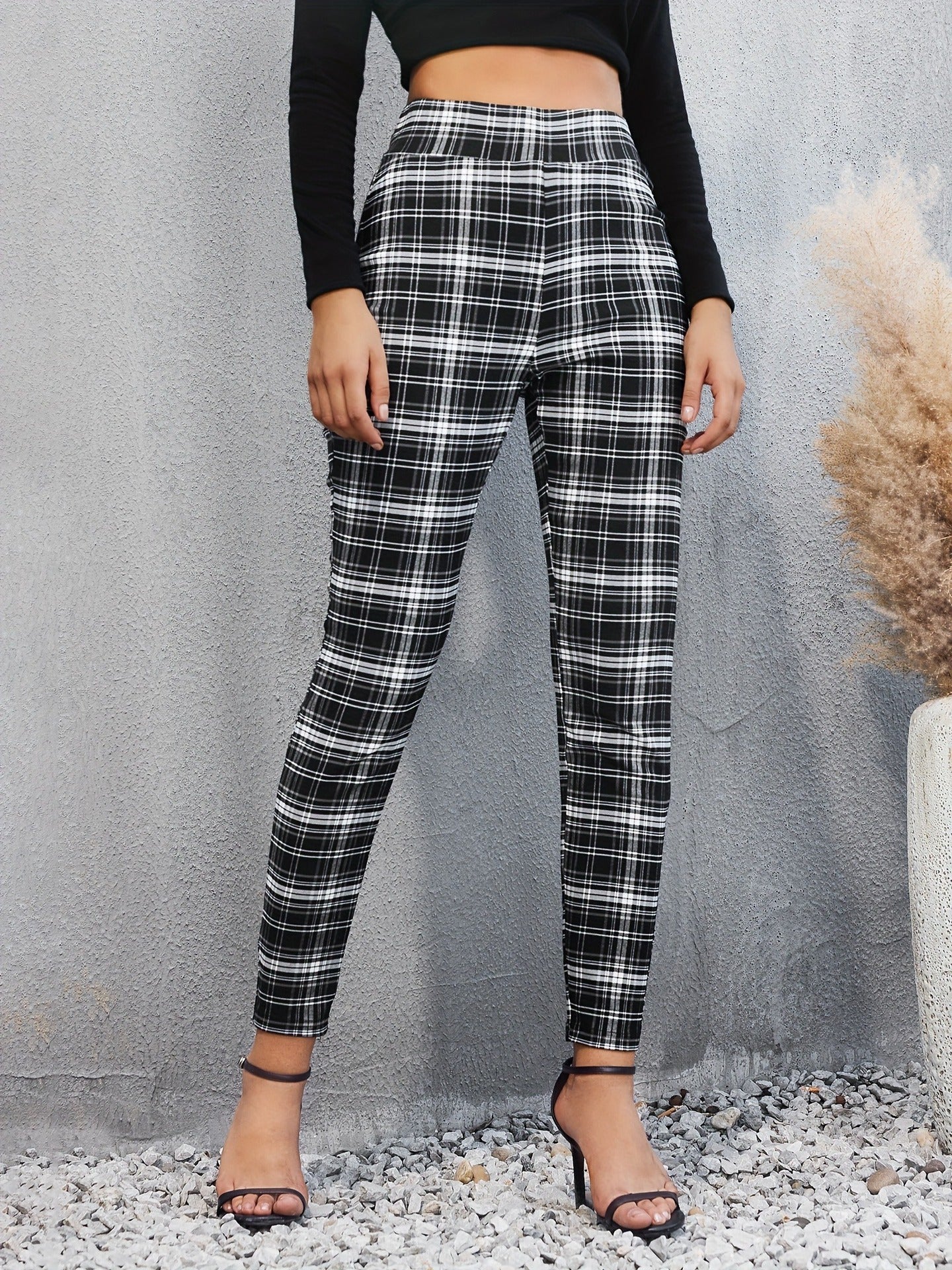 Black and White Checkered High-Waist Slim-Fit Pants