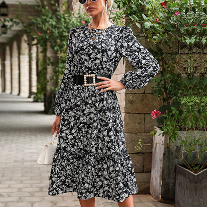 Floral A-Line Midi Dress with Long Sleeves and Tiered Hem