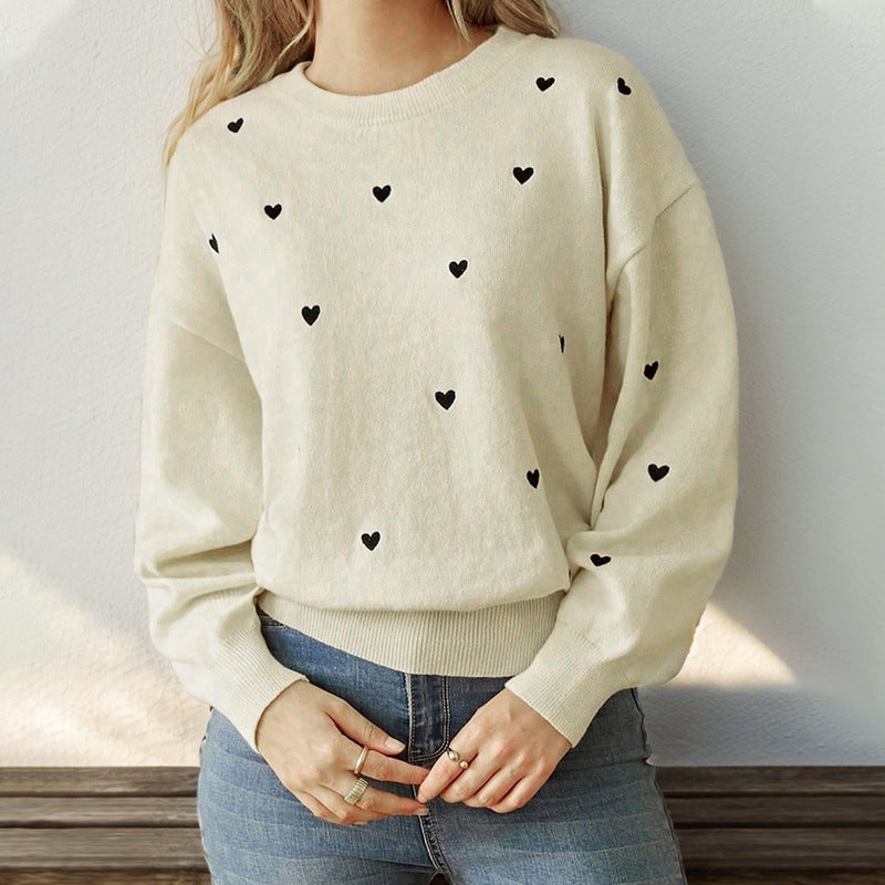 Heart Pattern Knit Pullover with Round Neck