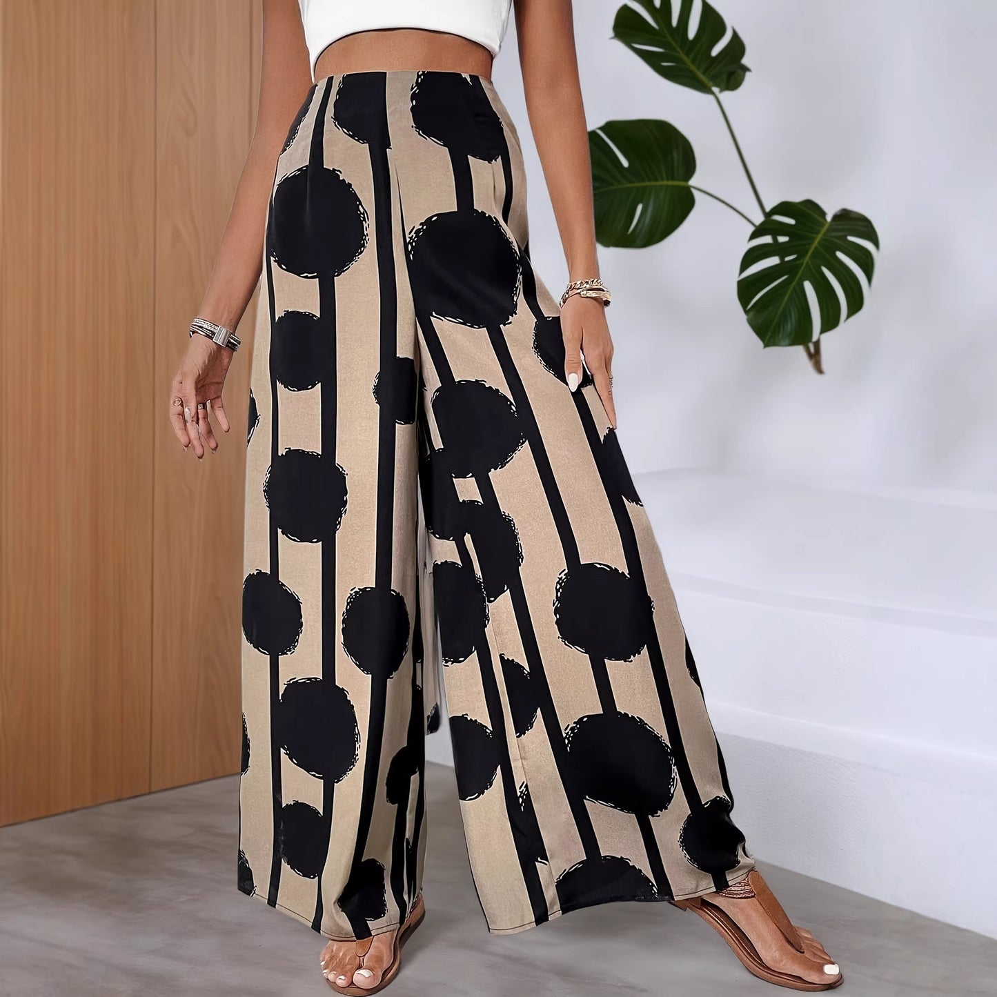 High-Waist Wide-Leg Pants in Circle and Stripe Print