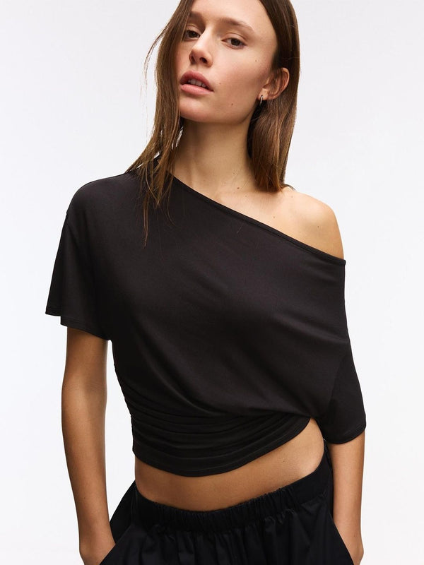 Asymmetric print short sleeve T-shirt