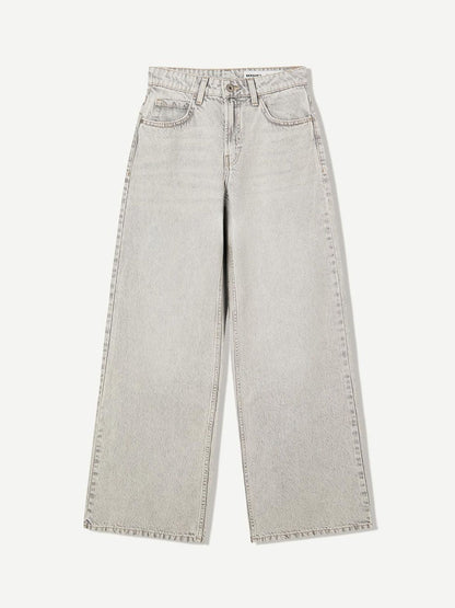 Wide-Leg Jeans
