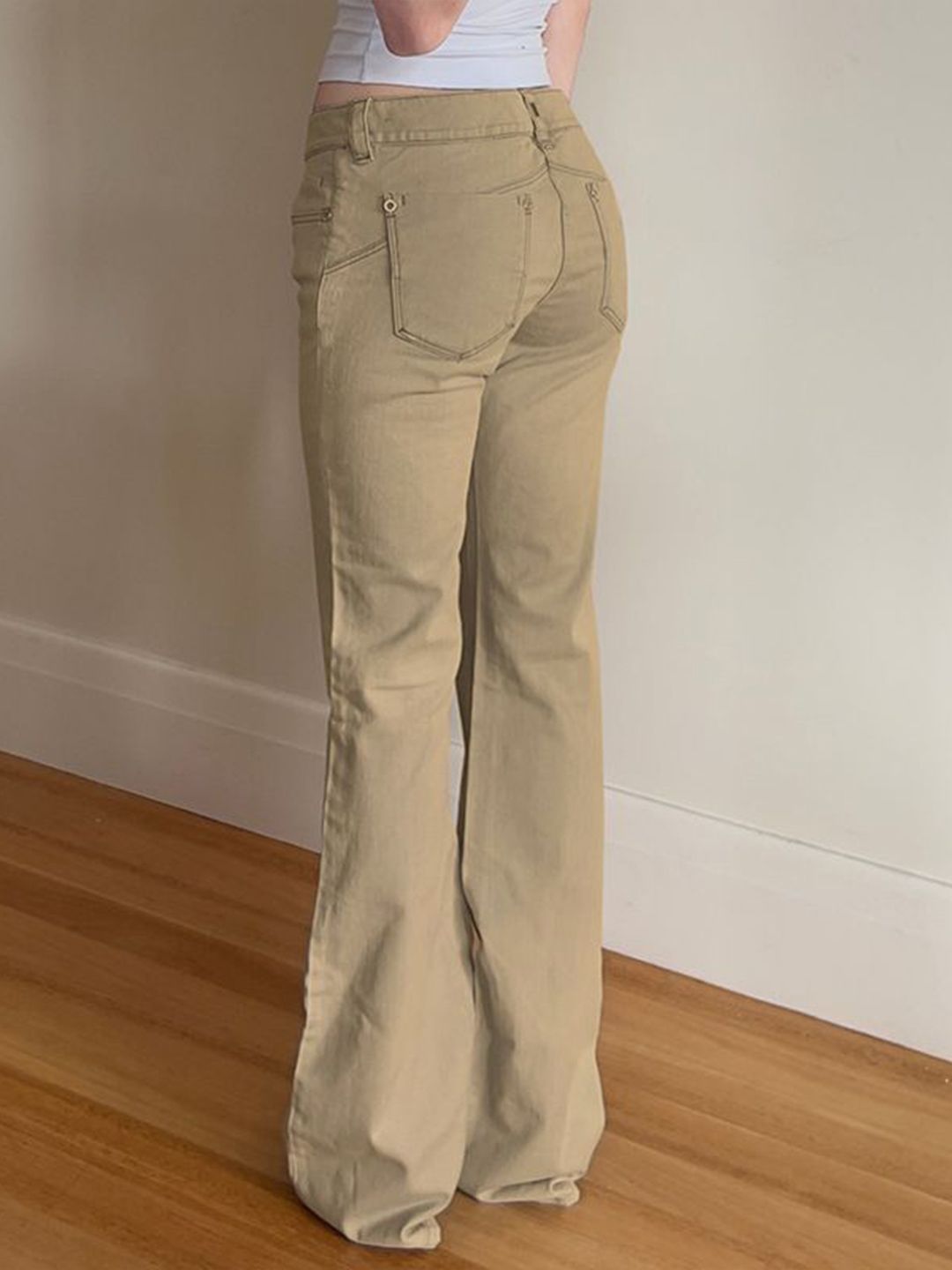 Women Mid-Rise Low Distress Bootcut Non Stretchable Jeans
